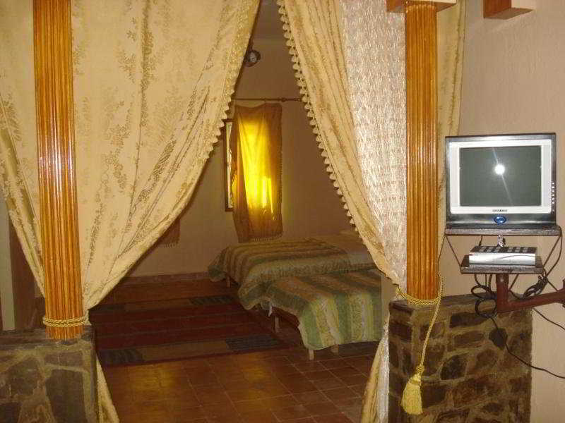Auberge Kasbah Meteorites Alnif Extérieur photo